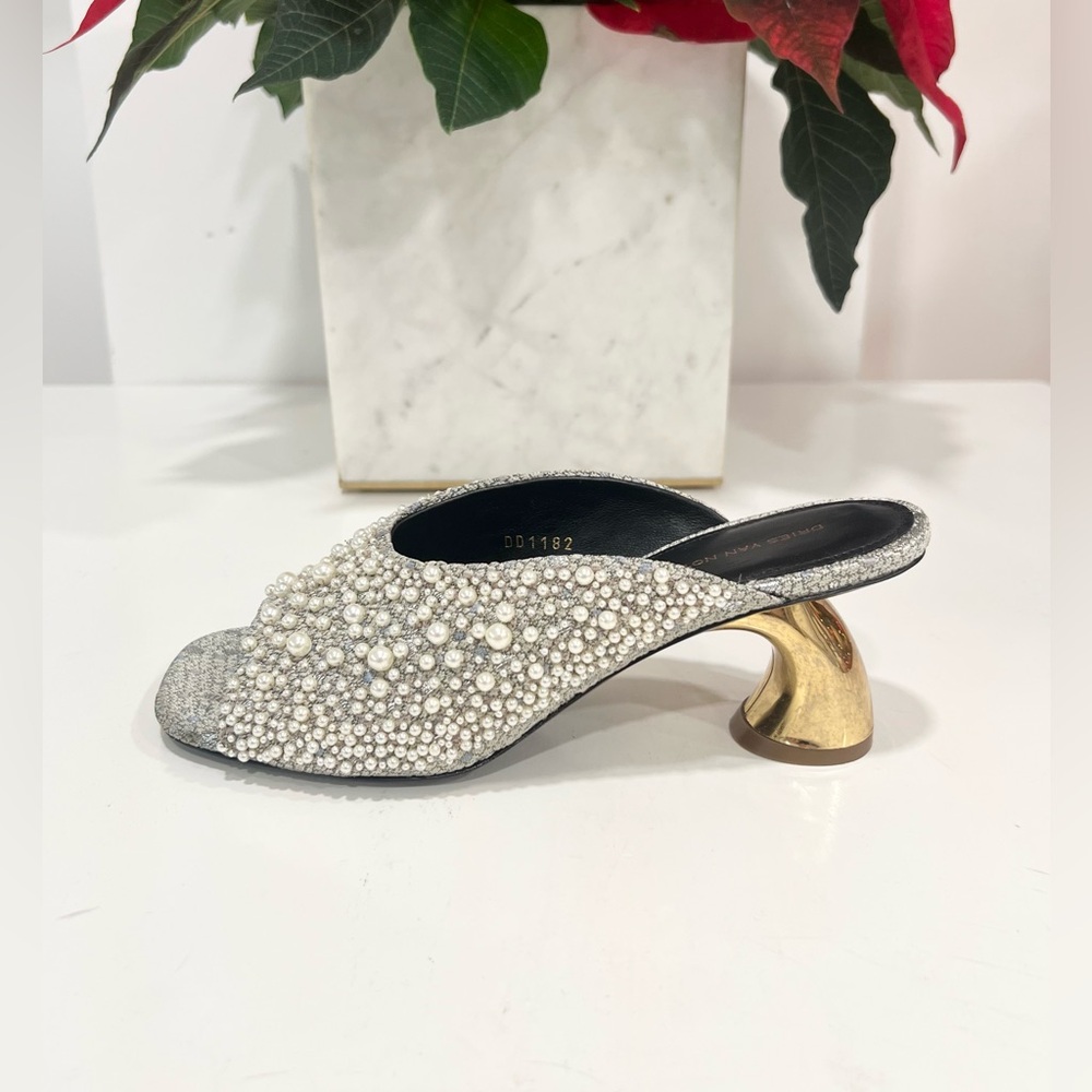 DRIES VAN NOTEN
Pearly Beaded Mule Sandals In Silver